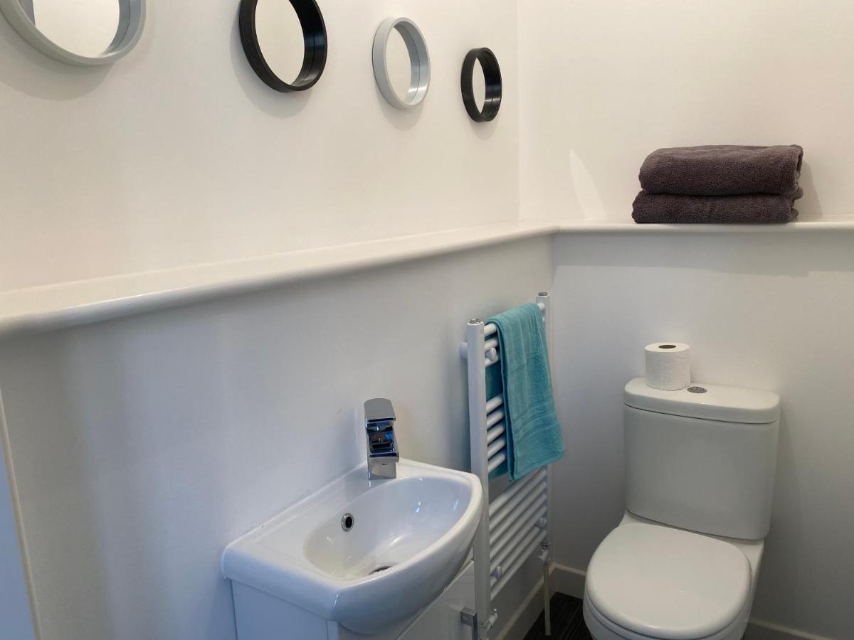 דירות דנפרמליין Carvetii - Edward House B - 2 Dbl Bed 1St Floor Flat מראה חיצוני תמונה